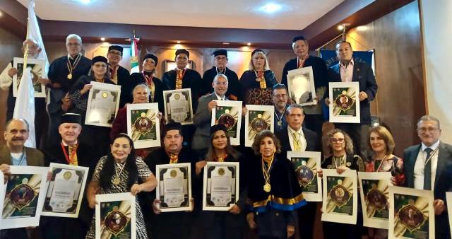 Ceremonia de Colegiación Doctor Honoris Causa por Aportes a la Salvaguarda de la Patria Mexicana, Generación Dra. Elizabeth Rembis Rubio anhg.org